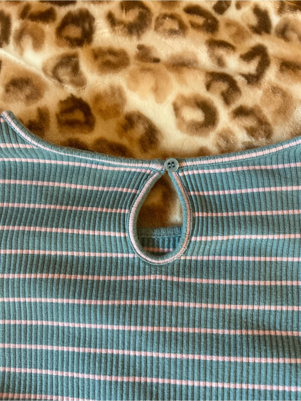 •ann taylor!🌷• blue and pink striped ribbed tee!• - Picture 3 of 4